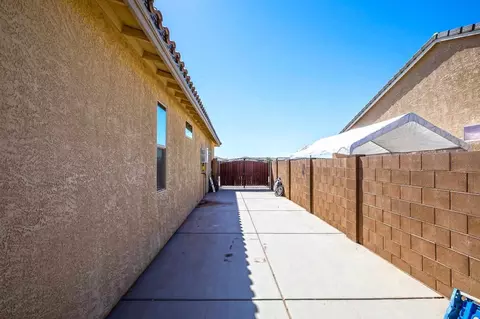 11766 E 24 Pl, Yuma, AZ 85367 photo 36