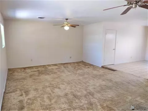 2667 S Beverly Ln, Yuma, AZ 85365 photo 3