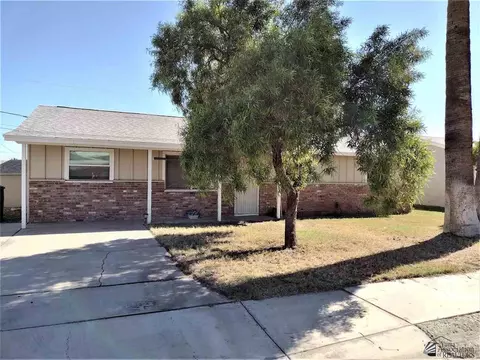 2667 S Beverly Ln, Yuma, AZ 85365 photo 2