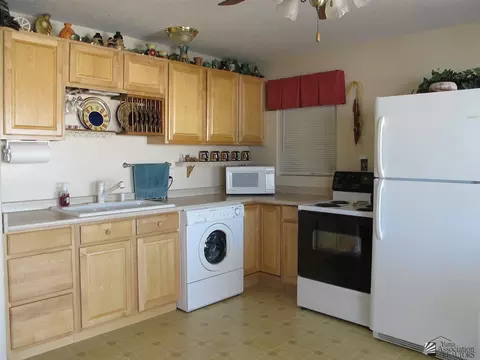 13641 E 52 Dr, Yuma, AZ 85367 photo 2