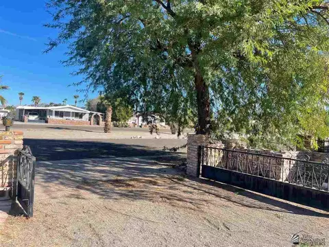 13359 E 48 St, Yuma, AZ 85367 photo 2