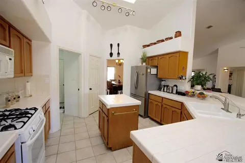 7835 E Topeka Pl, Yuma, AZ 85365 photo 11