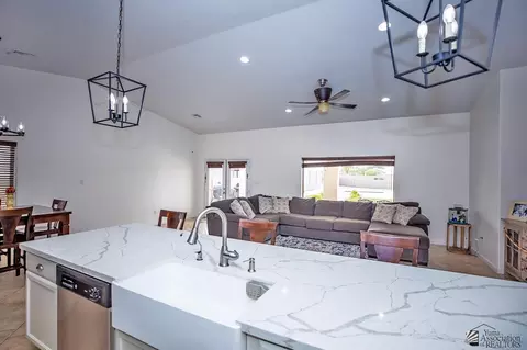 11659 E 28 Pl, Yuma, AZ 85367 photo 13