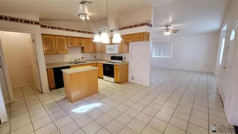 9658 E 37 Pl, Yuma, AZ 85365 photo 6