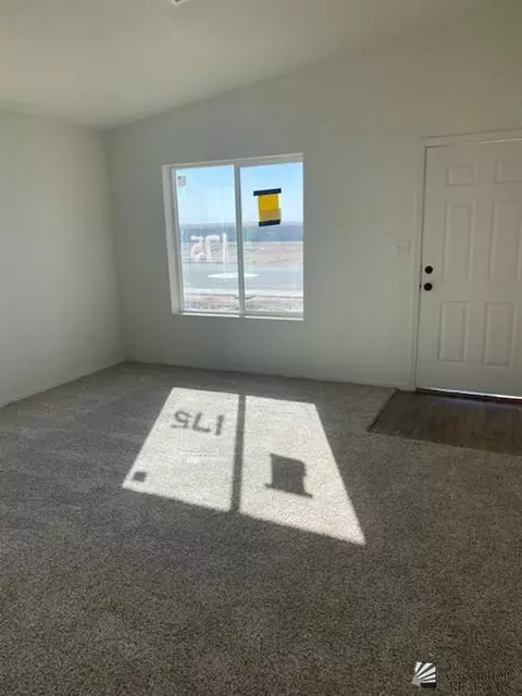 7552 E 45 St, Yuma, AZ 85365 photo 2