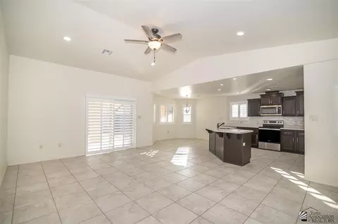 763 E 13 Pl, Somerton, AZ 85350 photo 4