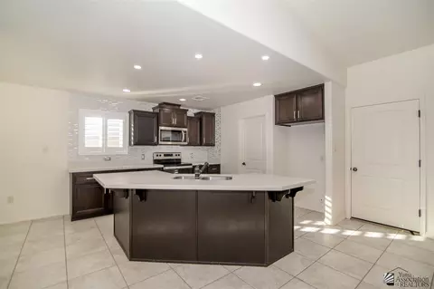 763 E 13 Pl, Somerton, AZ 85350 photo 6