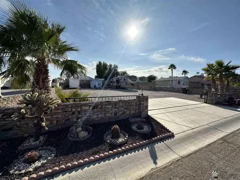 13281 E 52 Dr, Yuma, AZ 85367 photo 1