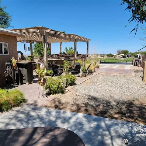 12511 E 45 Dr, Yuma, AZ 85367 photo 2