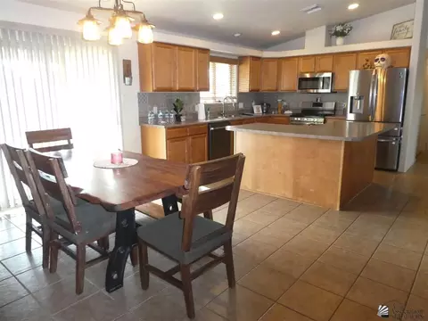 11823 E 27 Pl, Yuma, AZ 85367 photo 6
