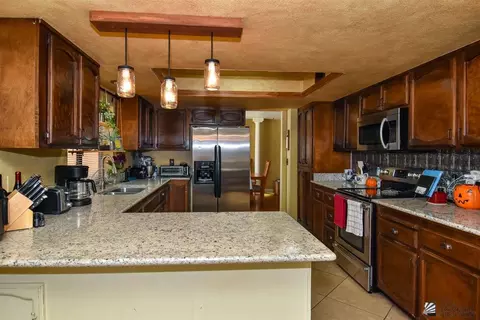 2195 E 27 St, Yuma, AZ 85365 photo 2