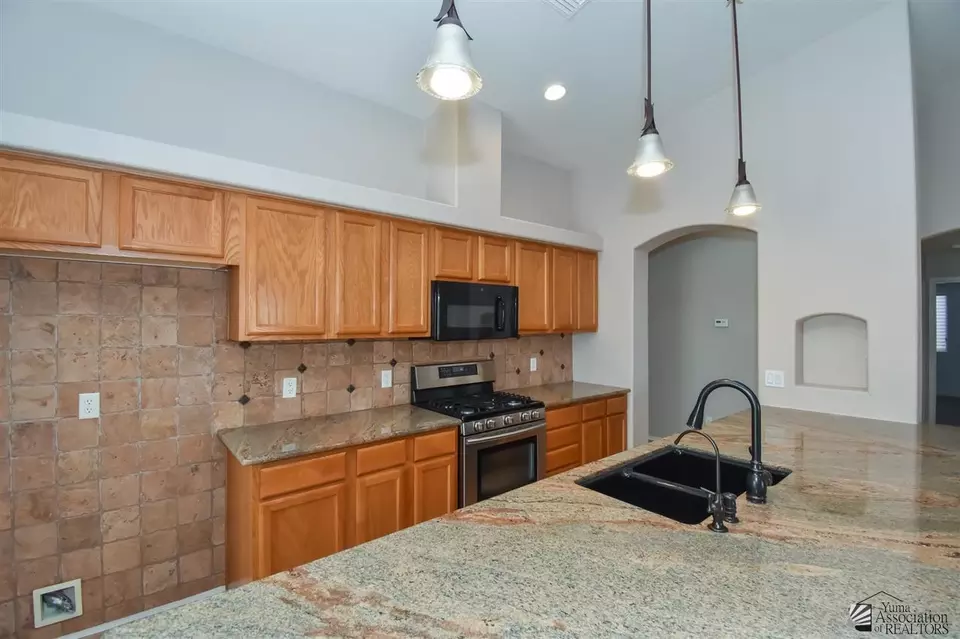  11884 E 27 Pl, Yuma, AZ 85367 photo 11