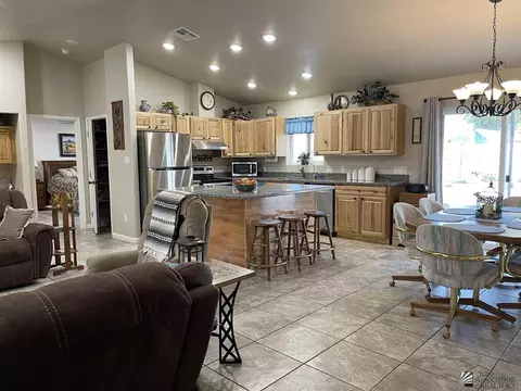 14304 E 49 Dr, Yuma, AZ 85367 photo 3