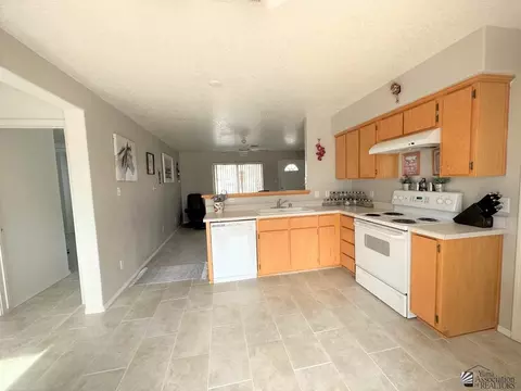 10419 E 37 St, Yuma, AZ 85365 photo 9