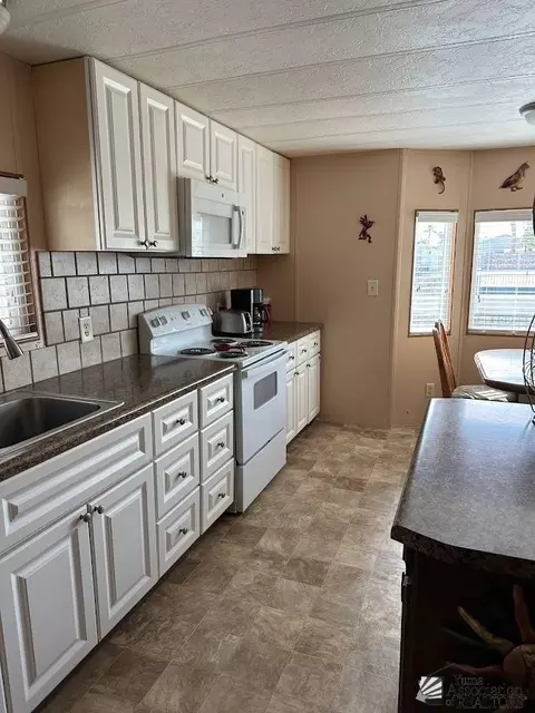 13632 E 44 Dr, Yuma, AZ 85367 photo 5