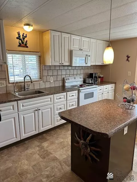 13632 E 44 Dr, Yuma, AZ 85367 photo 4
