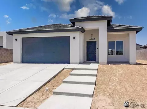 11666 Mccoullough St, Wellton, AZ 85356