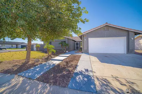 6395 E 41 Ln, Yuma, AZ 85365 photo 1