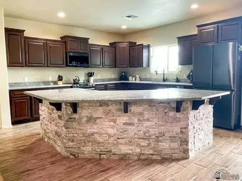 5967 E 45 Pl, Yuma, AZ 85365 photo 8