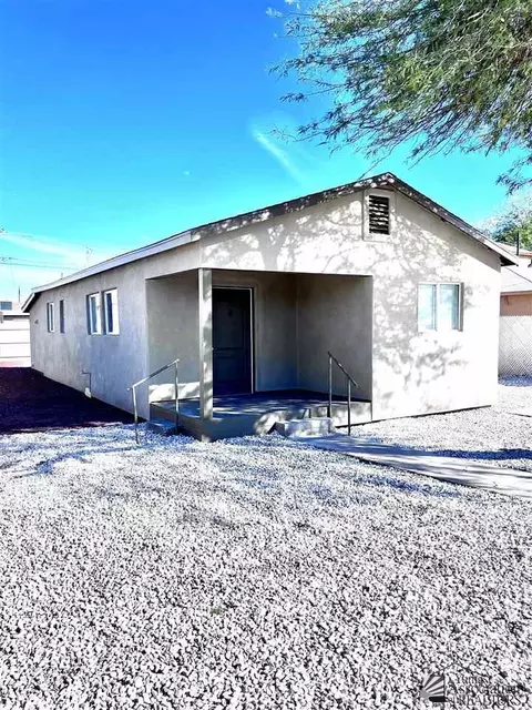 175 N 13 Ave, Yuma, AZ 85364 photo 3
