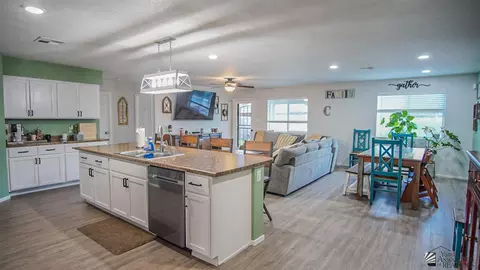7587 E 41 St, Yuma, AZ 85365 photo 4