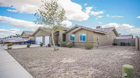 7587 E 41 St, Yuma, AZ 85365 photo 3