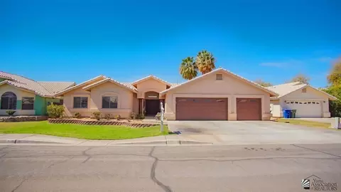1958 S 37 Ave, Yuma, AZ 85364 photo 1