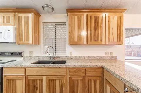 11261 E 39 Pl, Yuma, AZ 85367 photo 13