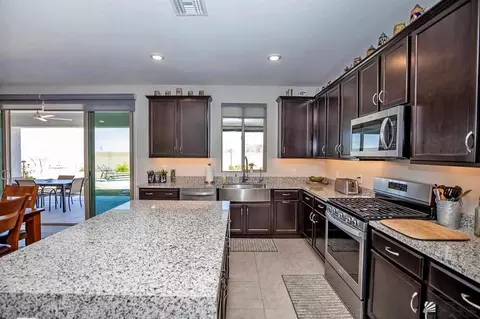 14718 E 40 Pl, Yuma, AZ 85367 photo 9