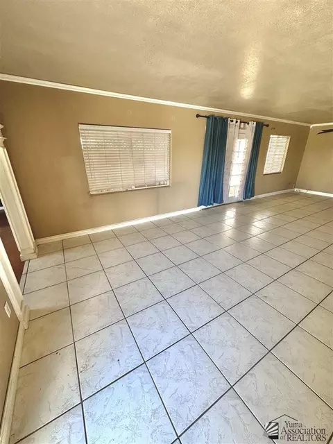 113 E 25 St, Yuma, AZ 85364 photo 7
