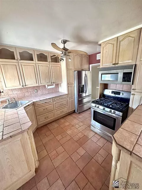 113 E 25 St, Yuma, AZ 85364 photo 5
