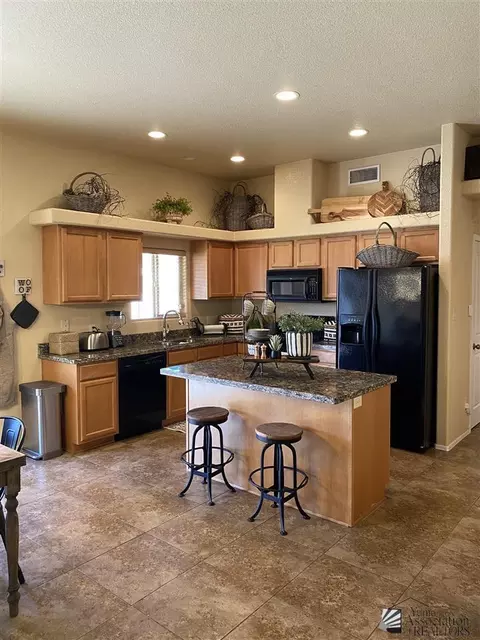11526 E 27 St, Yuma, AZ 85367 photo 4