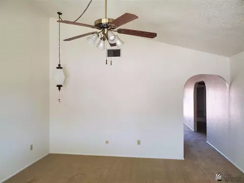620 E 26 St, Yuma, AZ 85365 photo 2