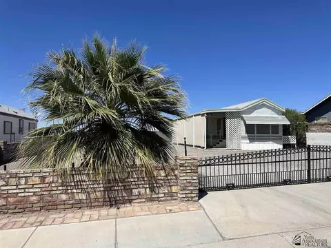 9572 E 33 St, Yuma, AZ 85365