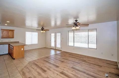 10391 E 38 St, Yuma, AZ 85365 photo 5
