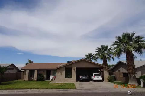 2522 S Elmwood Dr, Yuma, AZ 85364