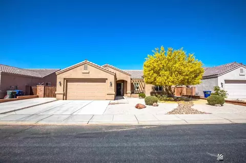 3570 S Woodpecker Way, Yuma, AZ 85365