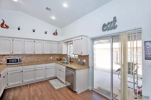 9587 E 38 Pl, Yuma, AZ 85365 photo 10