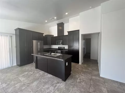 8692 E 34 Pl, Yuma, AZ 85365 photo 3