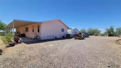 1204 N Catalina Rd, Dateland, AZ 85333