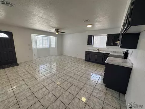 12823 E 45 Dr, Yuma, AZ 85367 photo 4