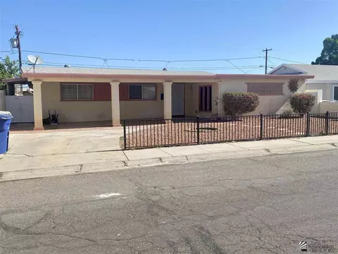 142 E 25 Pl, Yuma, AZ 85364 photo 2