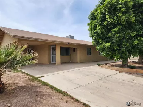 604 W Jacobs St, Somerton, AZ 85350
