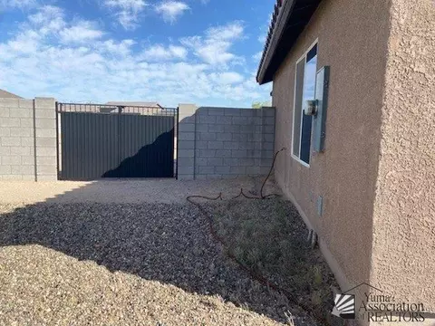 8702 E 36 Pl, Yuma, AZ 85365 photo 2
