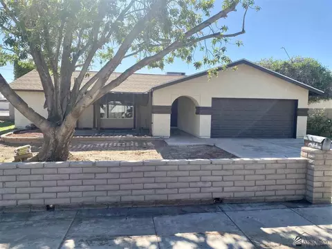 1249 S 40 Dr, Yuma, AZ 85364