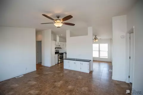 12744 E 44 Dr, Yuma, AZ 85367 photo 4