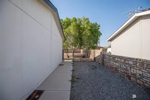 12744 E 44 Dr, Yuma, AZ 85367 photo 37
