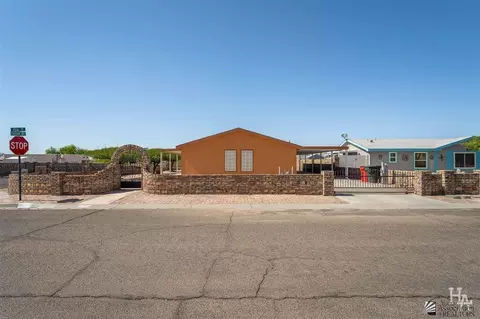 12716 E 45 St, Yuma, AZ 85367