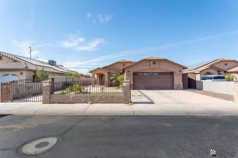 2367 E Aguirre St, San Luis, AZ 85349