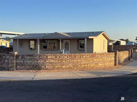 9732 E 35 St, Yuma, AZ 85365